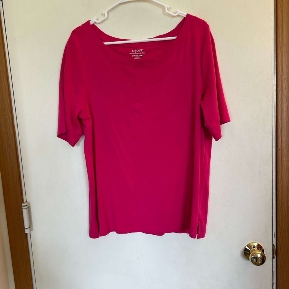 Chico's the ultimate tee size 2 pink , Short Sleeve, Scoop Neck T-Shirt